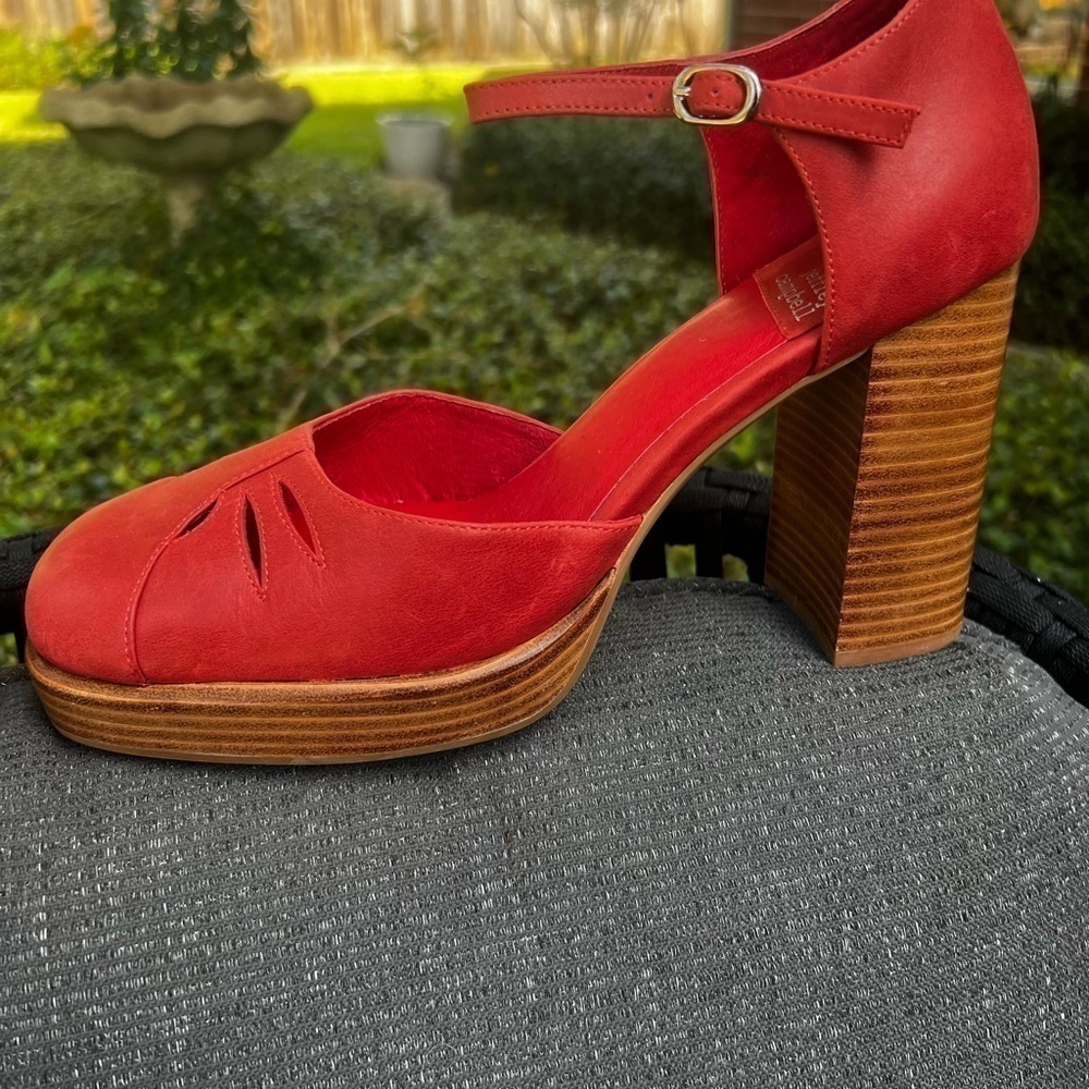 โถ๏ธ Jeffrey Campbellโ๏ธ Star Man Pump Size 10 Red - Picture 5 of 17